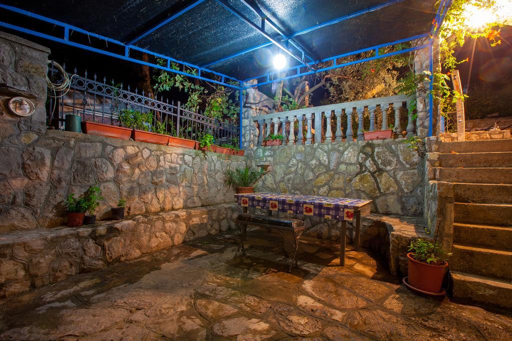 Apartments Pines Bar Kültér fotó